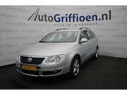 Volkswagen Passat - Variant 1.8 TFSI Comfortline nette stationcar met trekhaak m