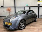 Alfa Romeo MiTo - 1.4 T Distinctive / AUTOMAAT / CLIMA / CRUISE /