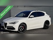Alfa Romeo Stelvio - 2.0 T AWD Veloce Panorama Keyless 20”