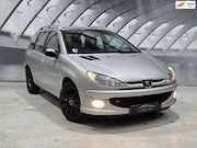 Peugeot 206 - SW 1.6-16V Quiksilver