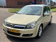 Opel Astra - 1.6 Cosmo 5-Drs Airco Electric pakket Sportstoelen Leder/Sto