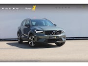 Volvo XC40 - B4 211PK Automaat Plus Dark Semi elektrisch wegklapbare trek