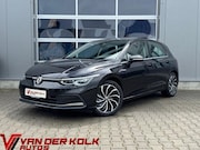 Volkswagen Golf - 1.5 TSI Style First Edition | Alcantara | Panorama | Digital