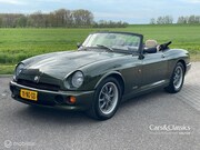 MG RV8 - 4.0 V8 - Woodcote Green