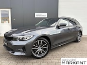 BMW 3-serie - 318i High Executive
