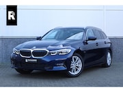BMW 3-serie - Touring 330e Business Edition Plus Individual / Leder / LED