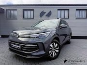 Volkswagen Tiguan - 1.5 eHybrid Life |Trekhaak|360|Carplay|