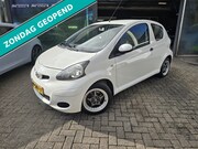 Toyota Aygo - 1.0-12V Cool | 2E EIGENAAR | 12MND GARANTIE | AIRCO | |
