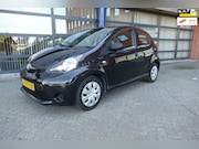 Toyota Aygo - 1.0 VVT-i Now 5Drs Airco Apk 24-08-2027 Stuurbekr