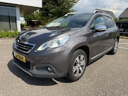 Peugeot 2008 - 1.2 PureTech Allure Nieuwe schokbreker, beurt en apk gehad.