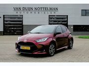 Toyota Yaris - 1.5 Hybrid Executive / Bi Tone / Keyless / Carplay
