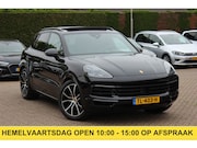 Porsche Cayenne - 3.0 E-Hybrid / Panoramadak / Camera / Softclose / Keyless /