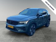 Volvo XC40 - 2.0 B4 Plus Dark | Panoramadak | 20'' velgen | Lederen bekle