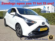 Toyota Aygo - 1.0 VVT-i x-Joy AUT! Camera! Carplay! Apk 12-2027! Zondag OP