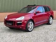 Porsche Cayenne - 4.8 GTS "Red"