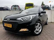 Hyundai i20 - 1.2 LP i-Drive/AIRCO/PDC/APK 07-2026