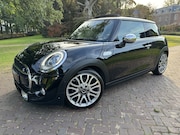 MINI Cooper S - Mini Cooper S 2.0 Chili Serious Business Pano Head up Keyles