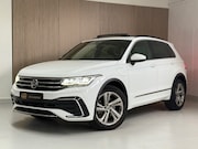 Volkswagen Tiguan - 1.4 TSI eHybrid 3X R-Line Pano * Trekhaak * Carplay