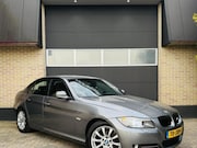 BMW 3-serie - 318i LCI High Executive|Automaat|Leer|Cruis|Navi