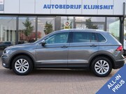 Volkswagen Tiguan - 1.4 TSI Connected Series | Trekhaak | Navigatie |
