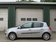 Renault Clio - 1.6-16V RIP CURL