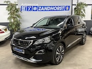Peugeot 3008 - 1.6 PureTech Allure // Auto. // Half leer // carplay // 19 i