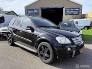 Mercedes-Benz M-Klasse - 320 V6 CDI Youngtimer DAKJE VOLL