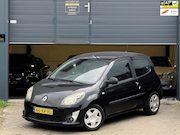 Renault Twingo - 1.2-16V Dynamique
