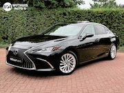 Lexus ES - 300h President Full Option (Nw Beurt+HHC Lexus Eindhoven)