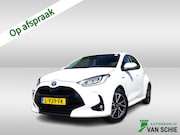Toyota Yaris - 1.5 Hybrid Dynamic 1e-Eig. & Dealer-Onderh. BOVAG-Garantie.