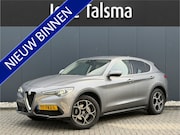 Alfa Romeo Stelvio - 2.0 T AWD First Edition | Meer foto's volgen