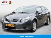 Toyota Avensis - Wagon 1.6 VVTi Comfort / Trekhaak / Apple & Android / Dealer