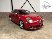 Alfa Romeo Giulietta - 2.0 JTDm Distinctive Bi-Xenon | Leder