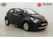 Toyota Aygo - 1.0 VVT-i x-play | Airco | Bluetooth | DAB radio | Rijstrook