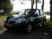Dacia Sandero - 1.2 Laurate 5DRS. NWE. APK