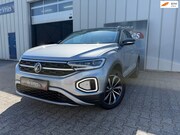 Volkswagen T-Roc - 1.5 TSI Style / Airco / Navi / Massage stoelen / Adaptive Cr