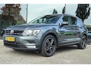Volkswagen Tiguan - 1.4 TSI CONNECTED SERIES | TREKHAAK | CARPLAY | CRUISE | CLI