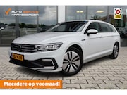 Volkswagen Passat - Variant 1.4 TSI PHEV GTE | ACC | Camera | Winter Pakket |