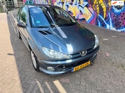 Peugeot 206 - 1.6-16V Griffe vol leer airco Remus uitlaat sport velgen zee