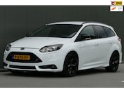 Ford Focus - Wagon 2.0 EcoBoost ST-3 Carplay Recaro Lane Navi Xenon Sony