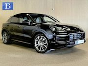 Porsche Cayenne Coupé - 3.0 E-Hybrid SPORT DESIGN-LUCHTVERING-PANORAMA-SPORT CHRONO-