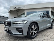 Volvo V60 - B4 B DKG Plus Dark Headup, Panoramadach, ACC