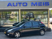 Ford Focus - 1.6-16V Futura Airco Leer Telefoon Trekhaak
