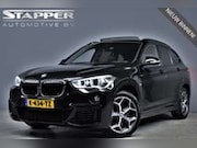 BMW X1 - sDrive20i 192pk Automaat M-Sport Pano/HUD/Keyless
