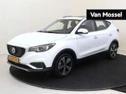MG ZS - EV Luxury 45 kWh | 95% SOH | Panoramadak | Stoelve