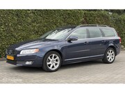 Volvo V70 - 1.6 T4 Automaat Trekhaak Navi Cruise Leder