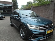 Volkswagen Tiguan - 1.5 TSI DSG R LINE TREKHAAK CAMERA pano 19 inch