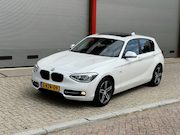 BMW 1-serie - 114i Business+ | dealeronderhouden | zeer lage km M-sport