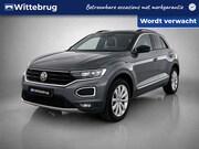Volkswagen T-Roc - 1.5 TSI Style Business / Pano / Digitaal dashboard / Camera 