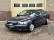 Volvo S60 - 2.4 Edition Automaat|Stoelverw.|APK 01-2027